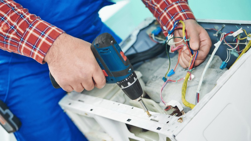 Gaziemir Baxi Baxi çamaşır makinesi kart tamiri – Su almama arızası orijinal parça ile giderildi. - Teknik servis örneği